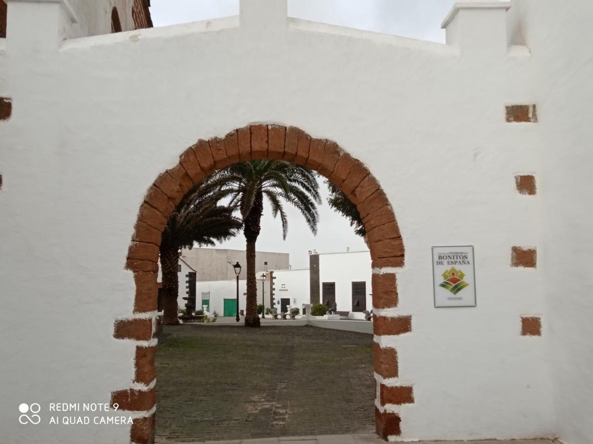 Ferienwohnung Precioso Apartamento Con Terraza En Teguise Teguise  Exterior foto