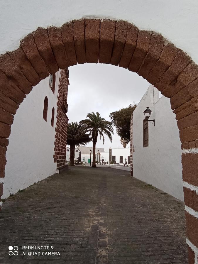 Ferienwohnung Precioso Apartamento Con Terraza En Teguise Teguise  Exterior foto